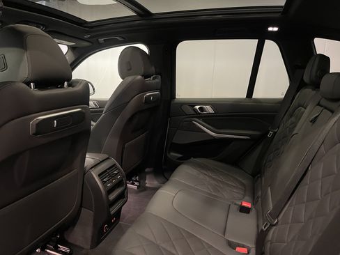 Certified 2024 BMW X5 xDrive40i w/ M Sport Package AWD/4WD image 23
