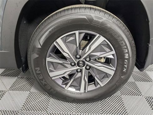 Used 2024 Hyundai Tucson Blue image 8