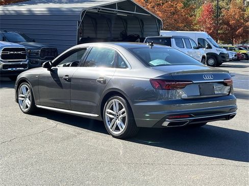 Used 2022 Audi A4 2.0T Premium Plus image 11