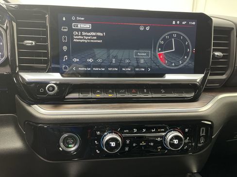 Certified 2022 GMC Sierra 1500 SLT image 19