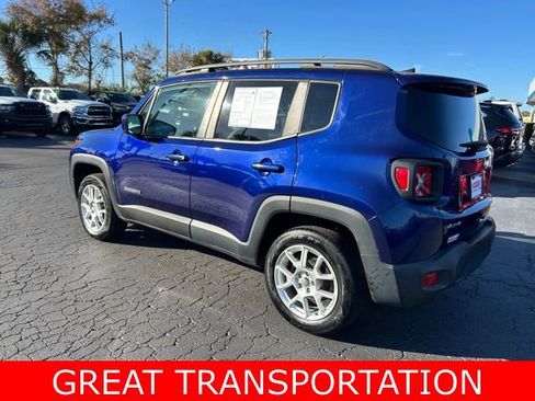 Used 2020 Jeep Renegade Latitude w/ Popular Equipment Group image 4
