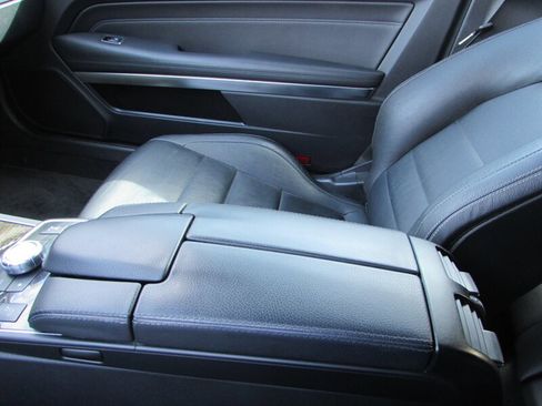 Used 2014 Mercedes-Benz E 550 Cabriolet image 32