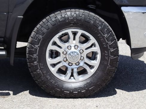Used 2017 RAM 2500 Laramie w/ Convenience Group AWD/4WD image 42