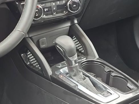 Used 2025 Chevrolet TrailBlazer LT w/ Convenience Package image 14