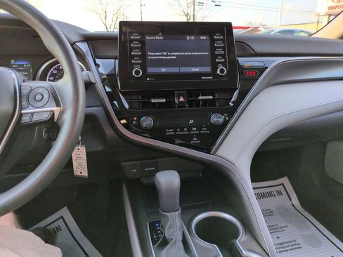 Used 2023 Toyota Camry LE image 17