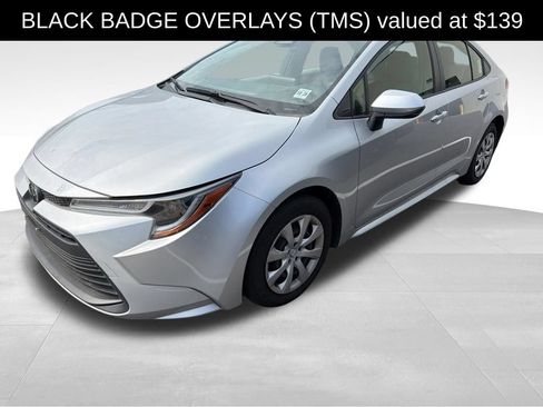 Used 2023 Toyota Corolla LE w/ Carpet Mat Package (TMS) FWD image 3