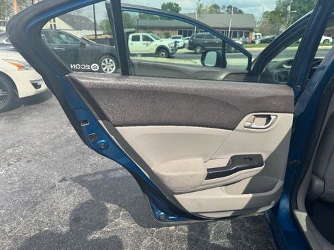 Used 2012 Honda Civic LX image 15