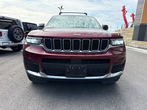 Used 2021 Jeep Grand Cherokee L Laredo w/ Luxury Tech Group I AWD/4WD image 8