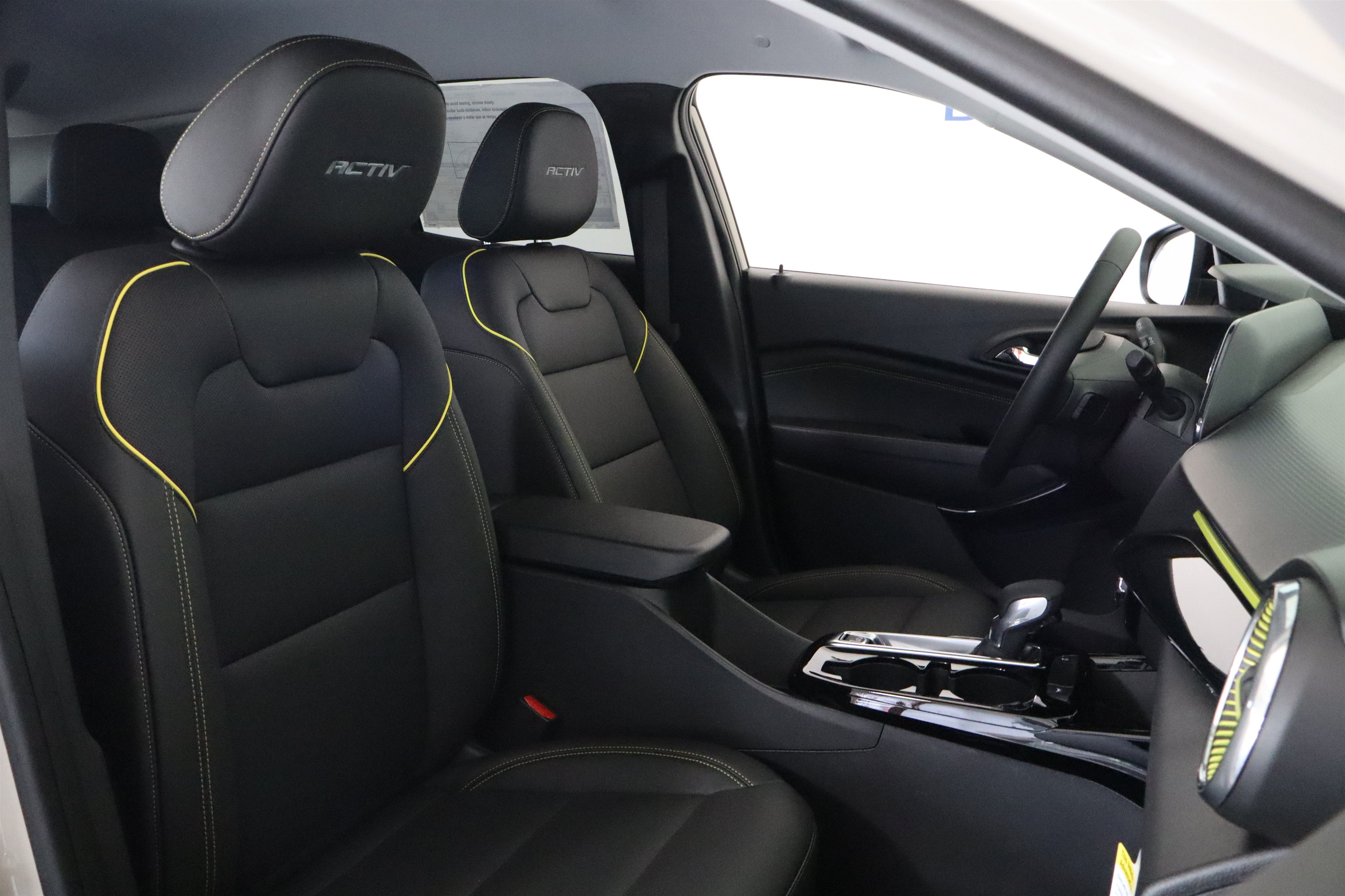 New 2026 Chevrolet Trax ACTIV w/ Driver Confidence Package FWD image 21