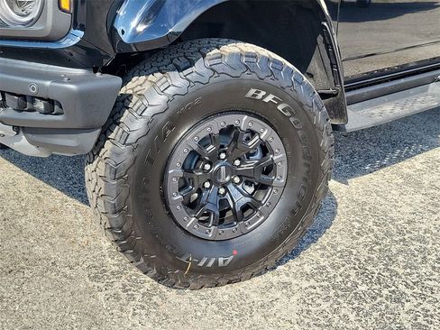 New 2025 Ford Bronco Raptor image 18