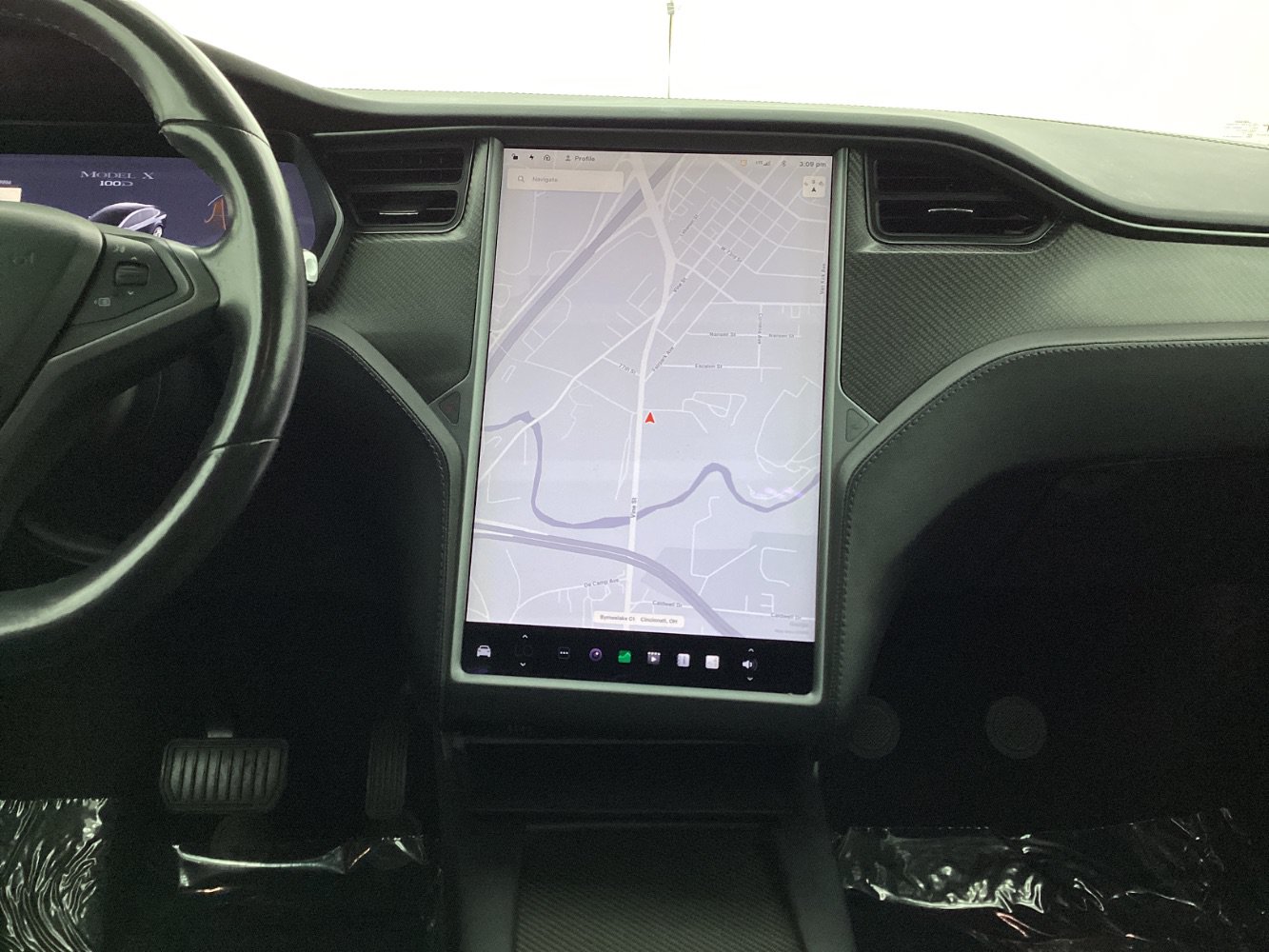 Used 2018 Tesla Model X 100D AWD/4WD image 32