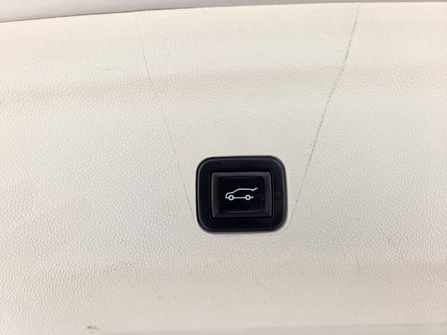Used 2023 Cadillac Escalade Sport Platinum AWD/4WD image 12