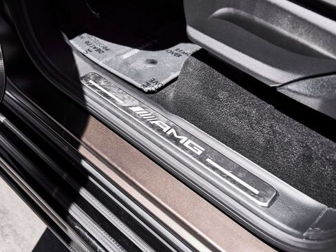 Used 2025 Mercedes-Benz G 63 AMG 4MATIC image 49