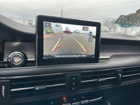 Used 2021 Lincoln Corsair AWD w/ Premium Package image 42