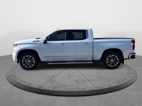 Used 2023 Chevrolet Silverado 1500 High Country w/ Technology Package image 5