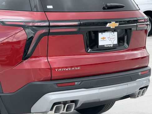 New 2026 Chevrolet Traverse LT image 6