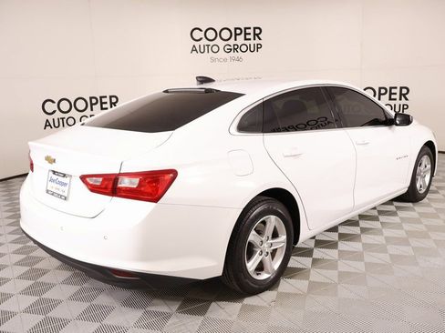 Used 2025 Chevrolet Malibu LS image 19