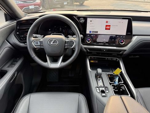 Used 2025 Lexus TX 350 AWD w/ Technology Package image 8