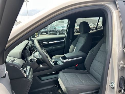 New 2027 GMC Terrain Elevation w/ Technology Package II AWD/4WD image 18