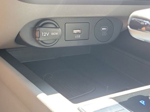 New 2026 Hyundai Elantra Sport FWD image 13
