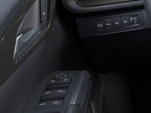New 2027 Chevrolet Traverse Z71 w/ Enhanced Driving Package AWD/4WD image 22
