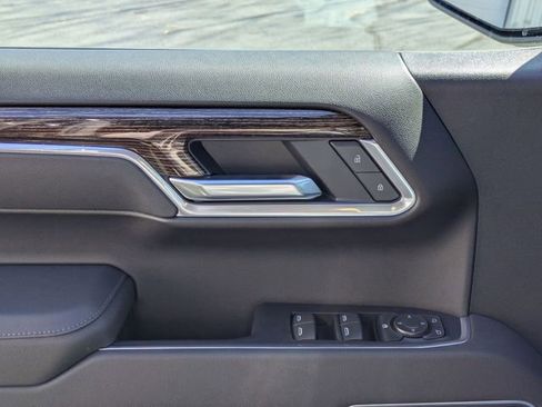 New 2026 GMC Sierra 1500 SLE AWD/4WD image 12