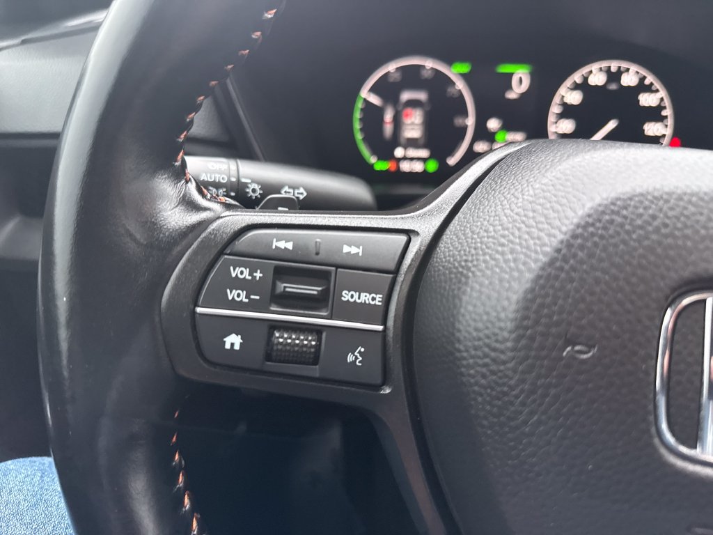 Used 2025 Honda CR-V Sport image 25