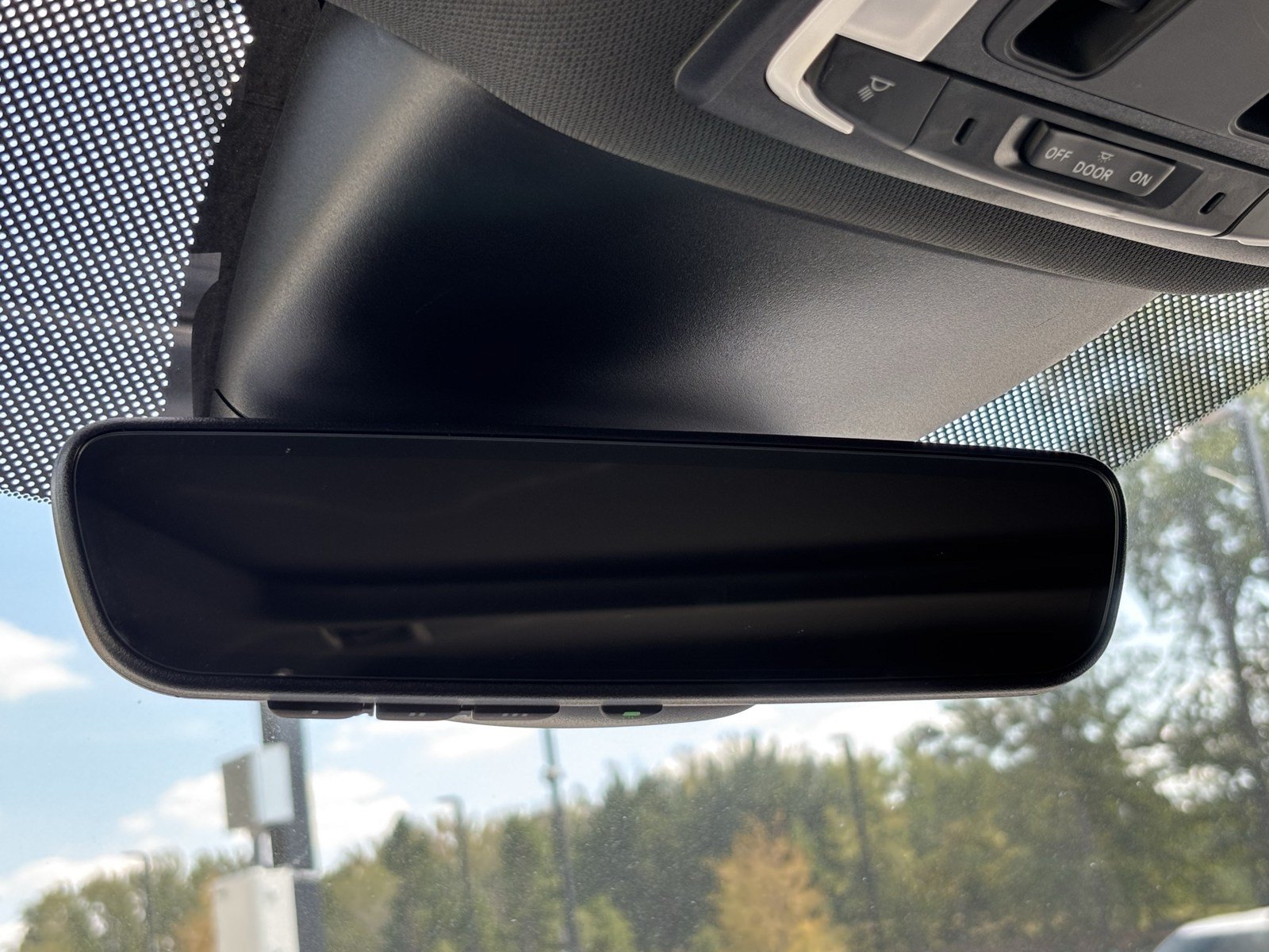 Used 2025 Honda Pilot Black Edition image 27