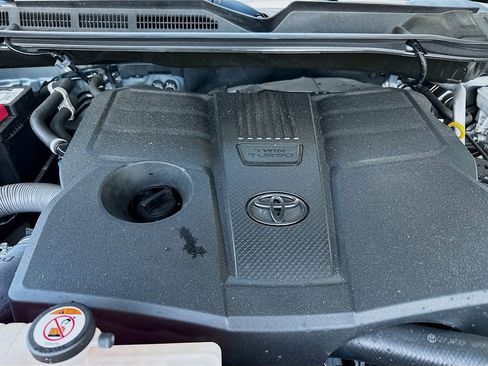 Used 2022 Toyota Tundra SR5 w/ Convenience Package image 30