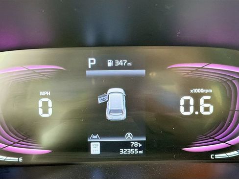 Used 2024 Kia Soul LX FWD image 14