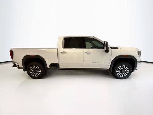 Used 2024 GMC Sierra 3500 Denali Ultimate AWD/4WD image 7