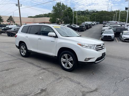 Used 2013 Toyota Highlander Limited FWD image 6