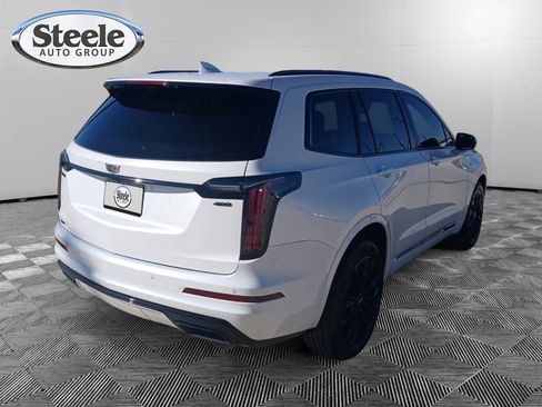 Used 2024 Cadillac XT6 Sport w/ LPO, Onyx Lite Package image 5