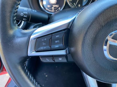 Used 2021 MAZDA MX-5 Miata RF Grand Touring image 44