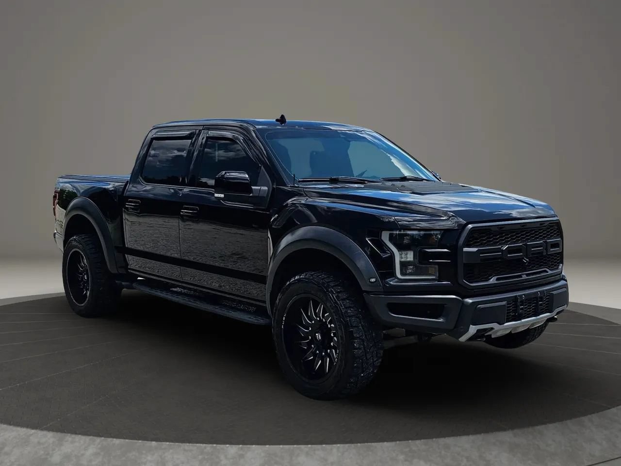 Used 2019 Ford F150 Raptor w/ Equipment Group 802A Luxury AWD/4WD image 14