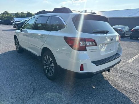 Used 2017 Subaru Outback 3.6R Limited AWD/4WD image 3