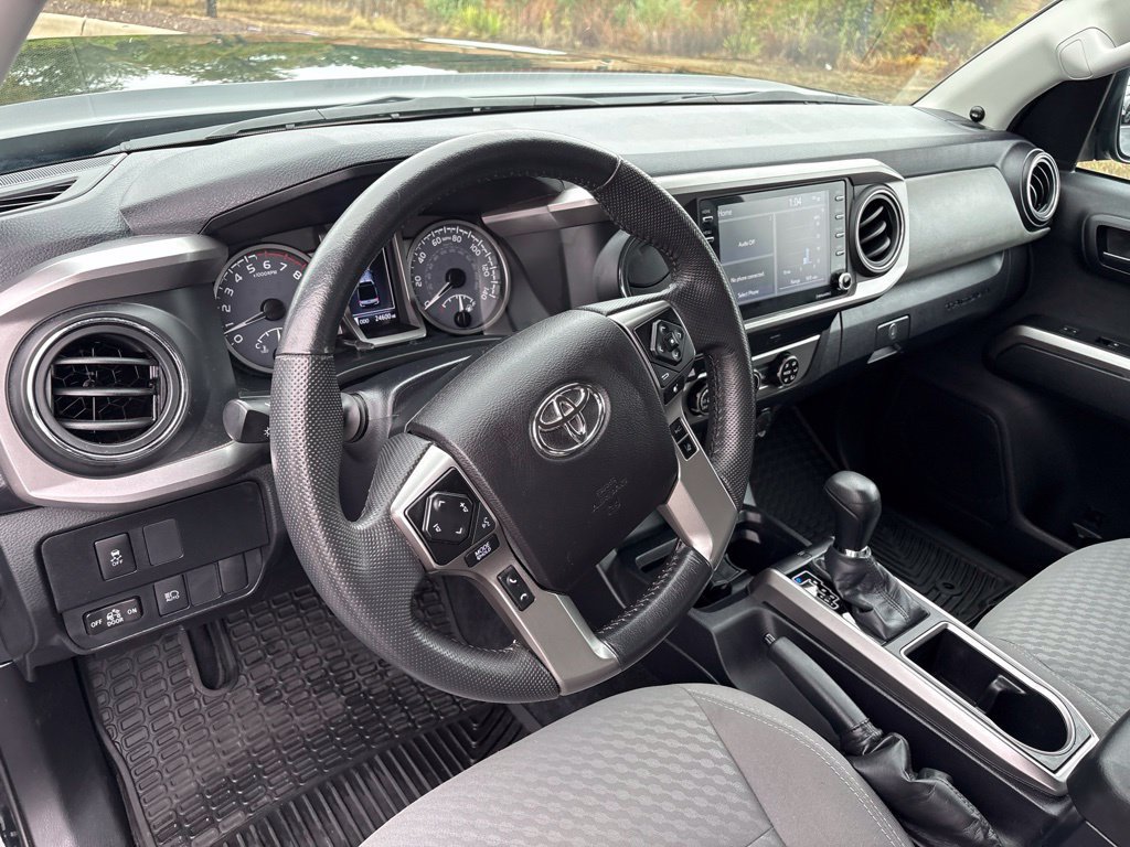 Used 2021 Toyota Tacoma SR5 w/ SR5 Appearance Package (SM) RWD image 12