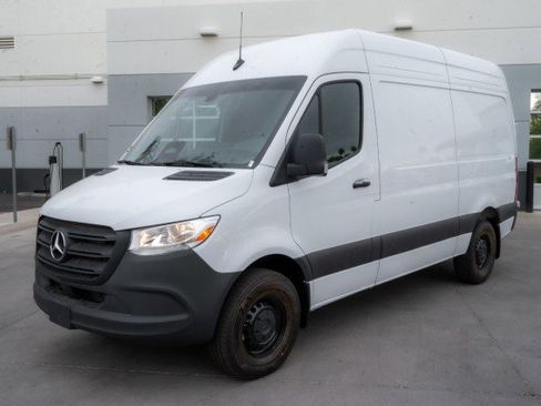 New 2025 Mercedes-Benz Sprinter 2500 image 1