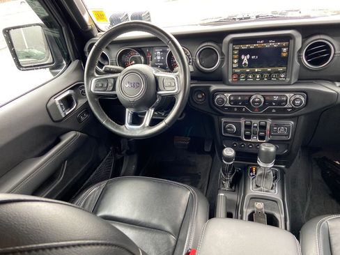 Used 2022 Jeep Gladiator Overland w/ Popular Equipment Package AWD/4WD image 14