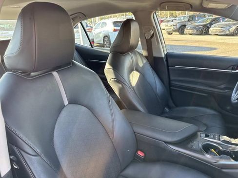Used 2023 Toyota Camry XSE image 17