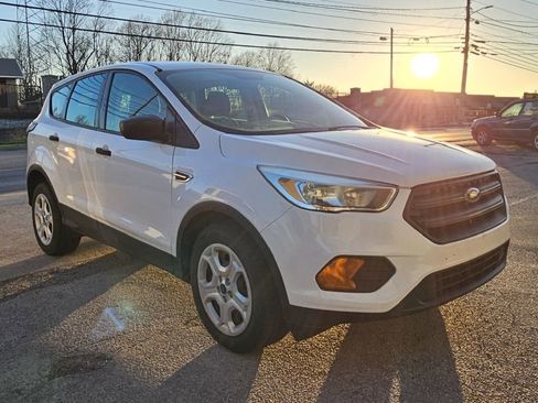 Used 2017 Ford Escape S image 7