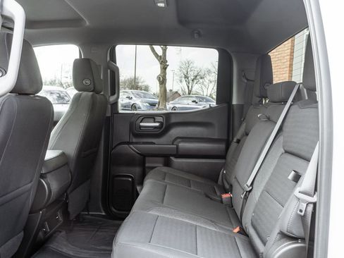 Used 2023 Chevrolet Silverado 1500 Custom image 26