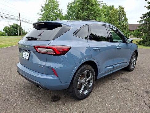 Used 2024 Ford Escape ST-Line w/ Tech Pack #1 AWD/4WD image 8