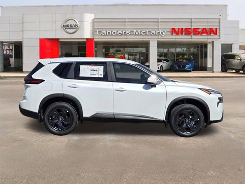 New 2026 Nissan Rogue SV w/ Cold Weather Package FWD image 2