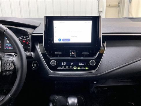 Used 2025 Toyota Corolla SE FWD image 6