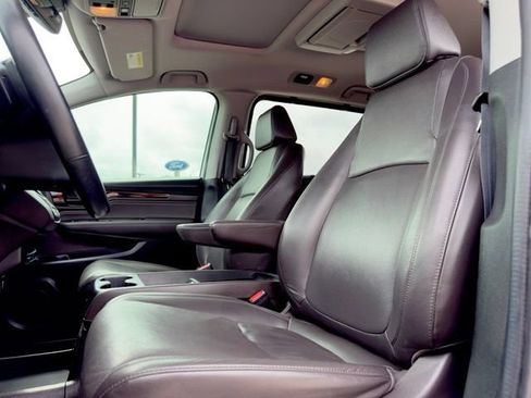 Used 2020 Honda Odyssey Elite image 15