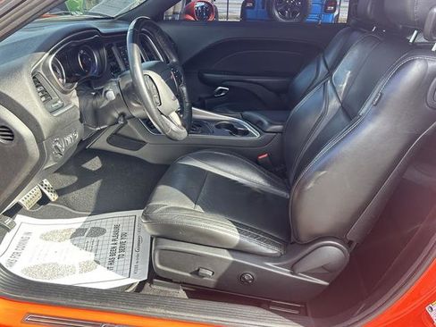 Used 2019 Dodge Challenger SXT w/ Plus Package image 12