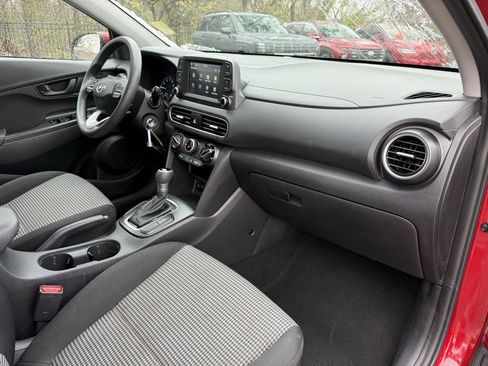Used 2019 Hyundai Kona SE image 33