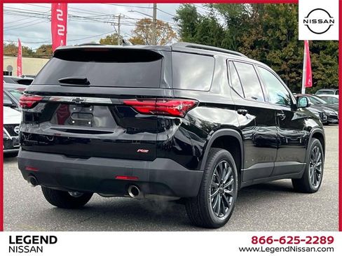 Used 2023 Chevrolet Traverse RS image 5