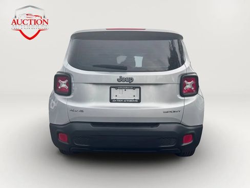 Used 2017 Jeep Renegade Sport w/ Power & Air Group AWD/4WD image 4